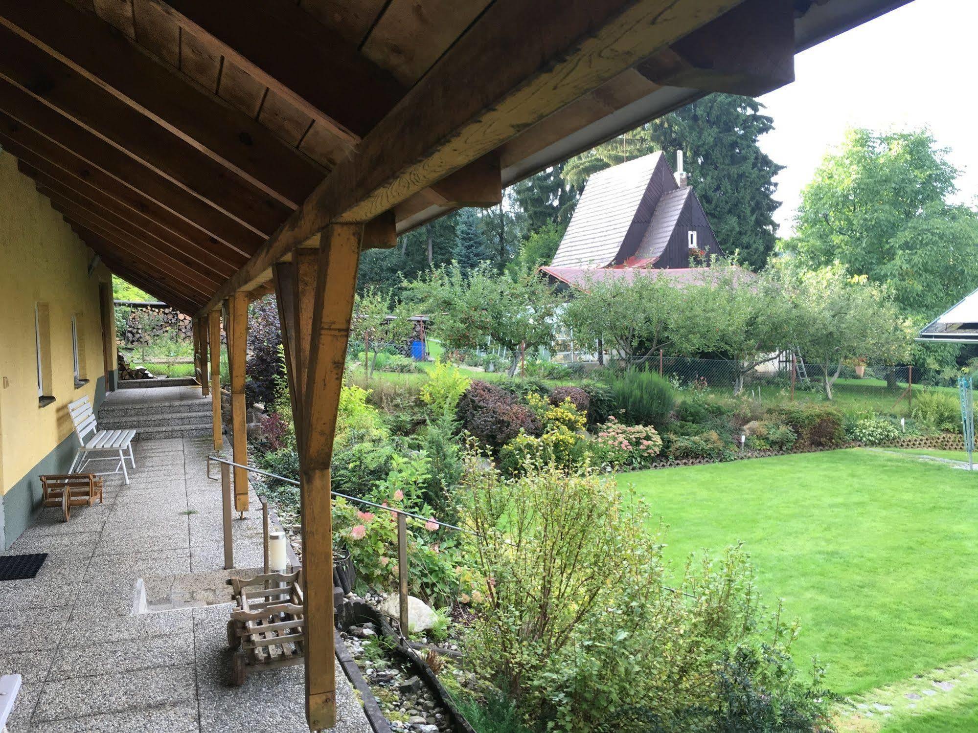 Apartmány pod Ještědem Liberec Esterno foto